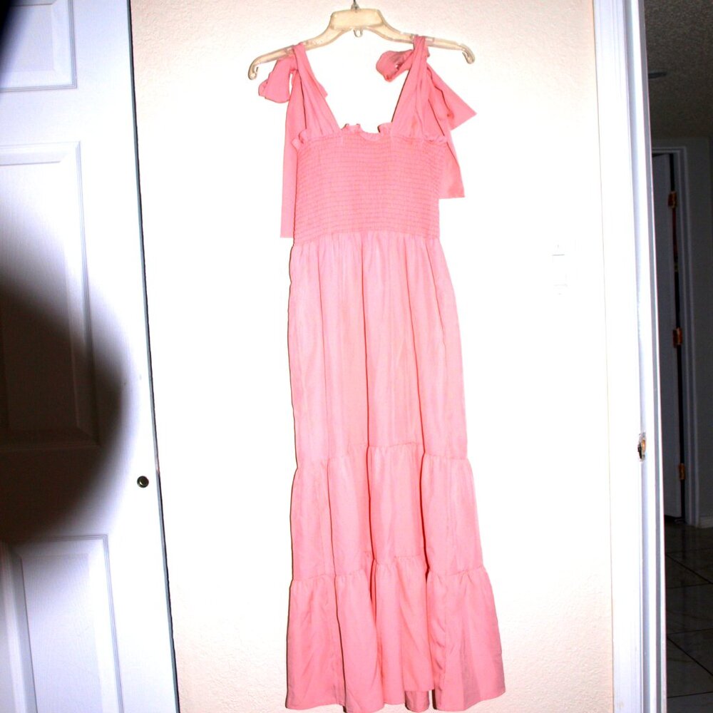 Size Medium Women Long  Pink Dress